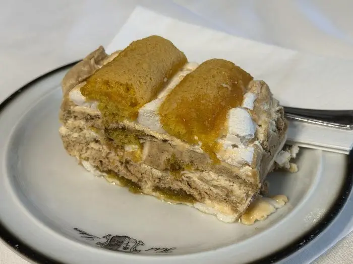 Ein süßer Traum: Die hausgemachte Kardinalschnitte