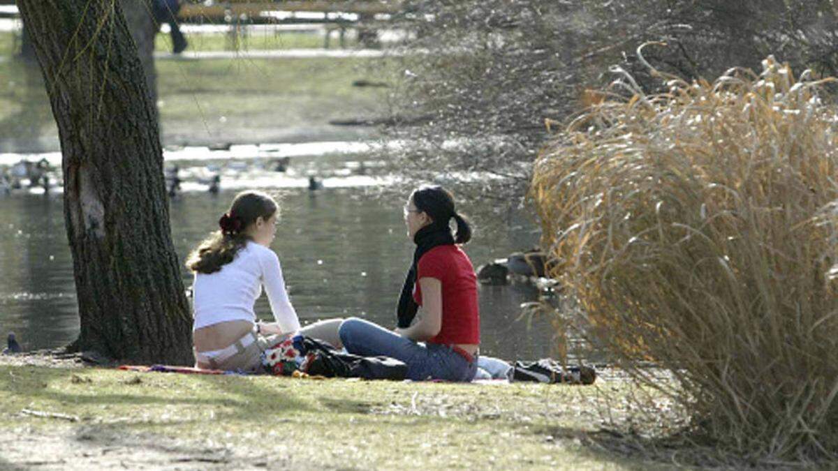 Sonnenbaden im Februar wegen immer höheren Durchschnittstemperaturen