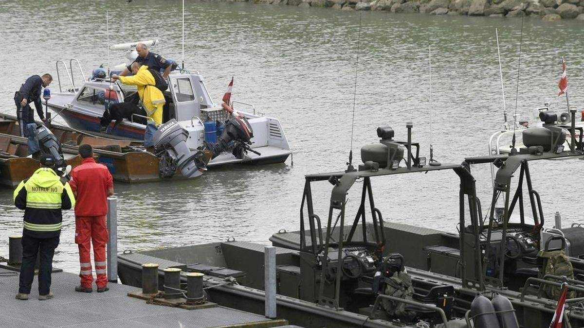 Pionierboot-Unfall auf der Donau bei Hainburg 