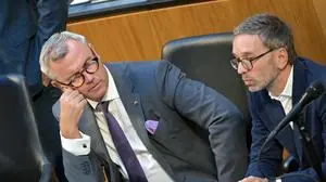 An der Spitze der FPÖ war nur für einen dieser beiden genug Platz: Norbert Hofer (l.) und Herbert Kickl