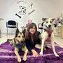 Jasmin Riedler kümmert sich in ihrem Hundesalon um Hunde mit besonderen Bedürfnissen