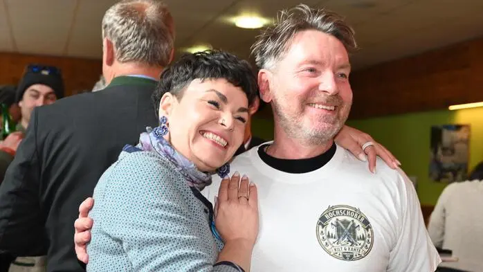 Organisiert wurde die Veranstaltung von Julia Stückelschwaiger von der TGM (Turracher Höhe Marketing GmbH). (Im Bild links mit Martin Klein vom Hotel Hochschober)