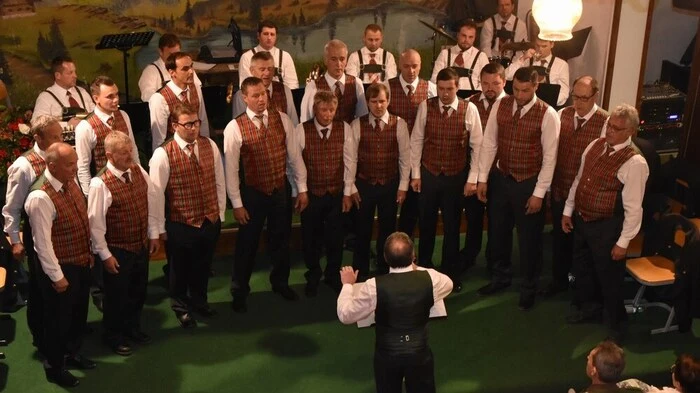 Nach zwei Jahren Pause aufgrund von Corona lud der Kameradenchor Schönberg-Lachtal zum Herbstkonzert ins Gasthaus "Moar im Dorf".