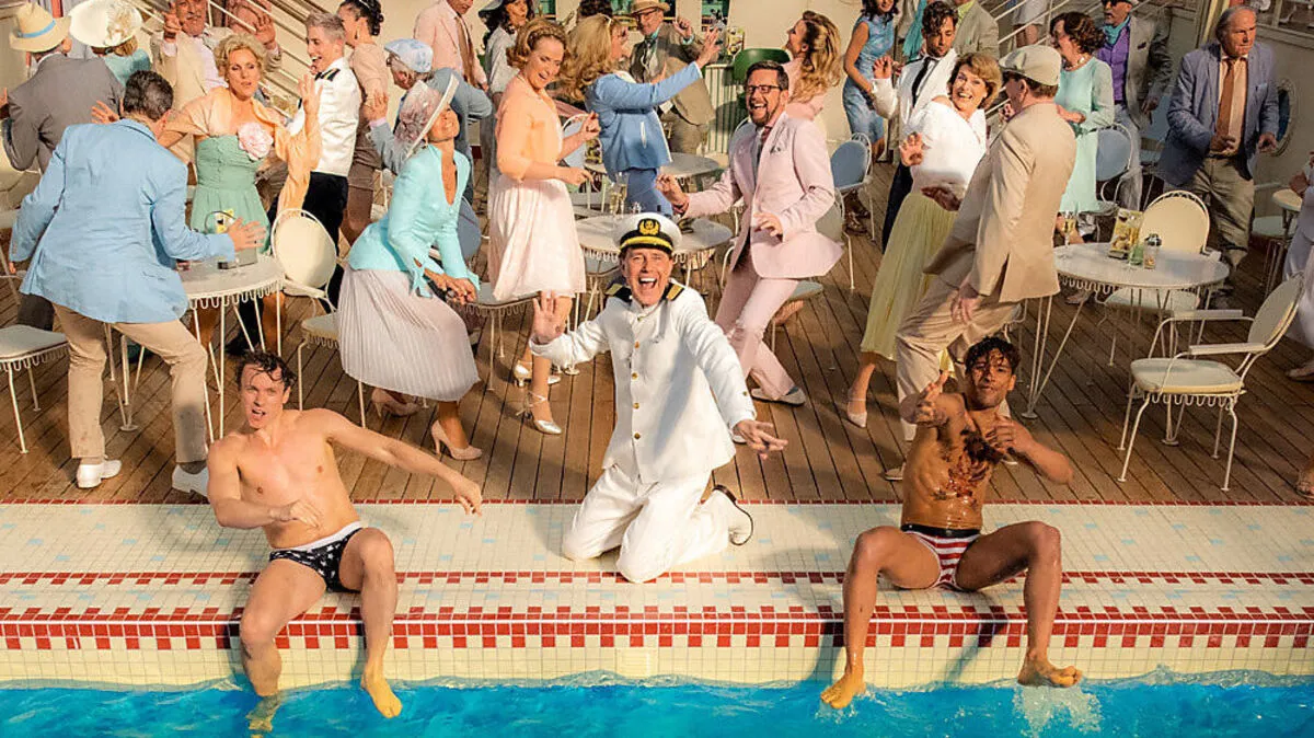 Das schaut nach Spaß aus: Pool-Party auf dem Weg nach New York