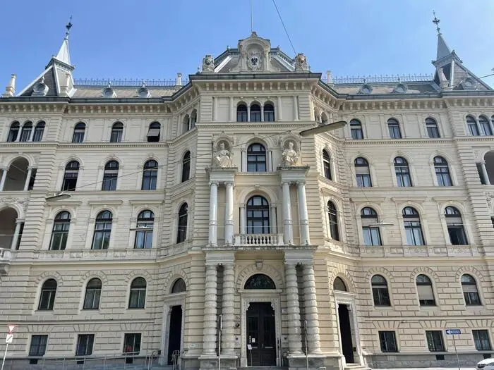 Das Oberlandesgericht Graz am Marburger Kai wurde zwischen 1889 und 1894 erbaut