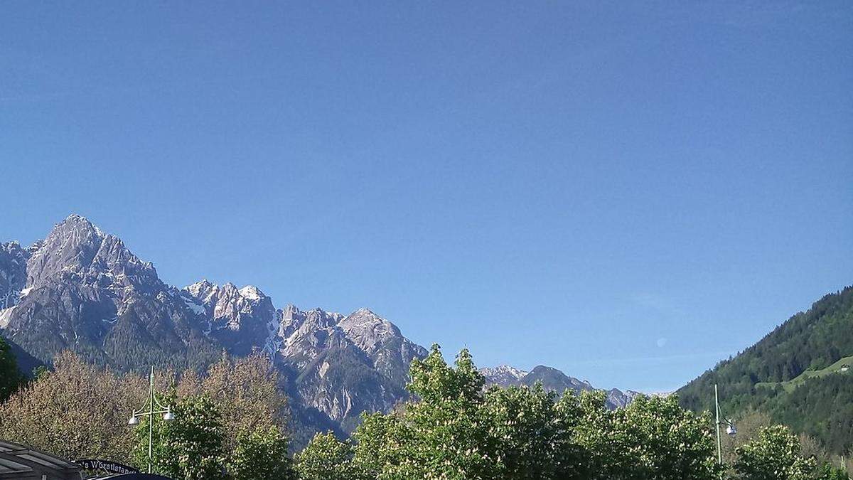 Strahlend blauer Himmel wartet heute auf die Osttiroler