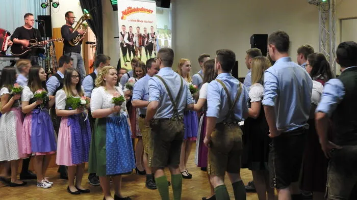 Für das Jubiläum des Balls wurde eine besondere Polonaise einstudiert.