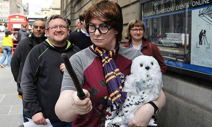 Potter-Fans dieser Tage in Edinburgh