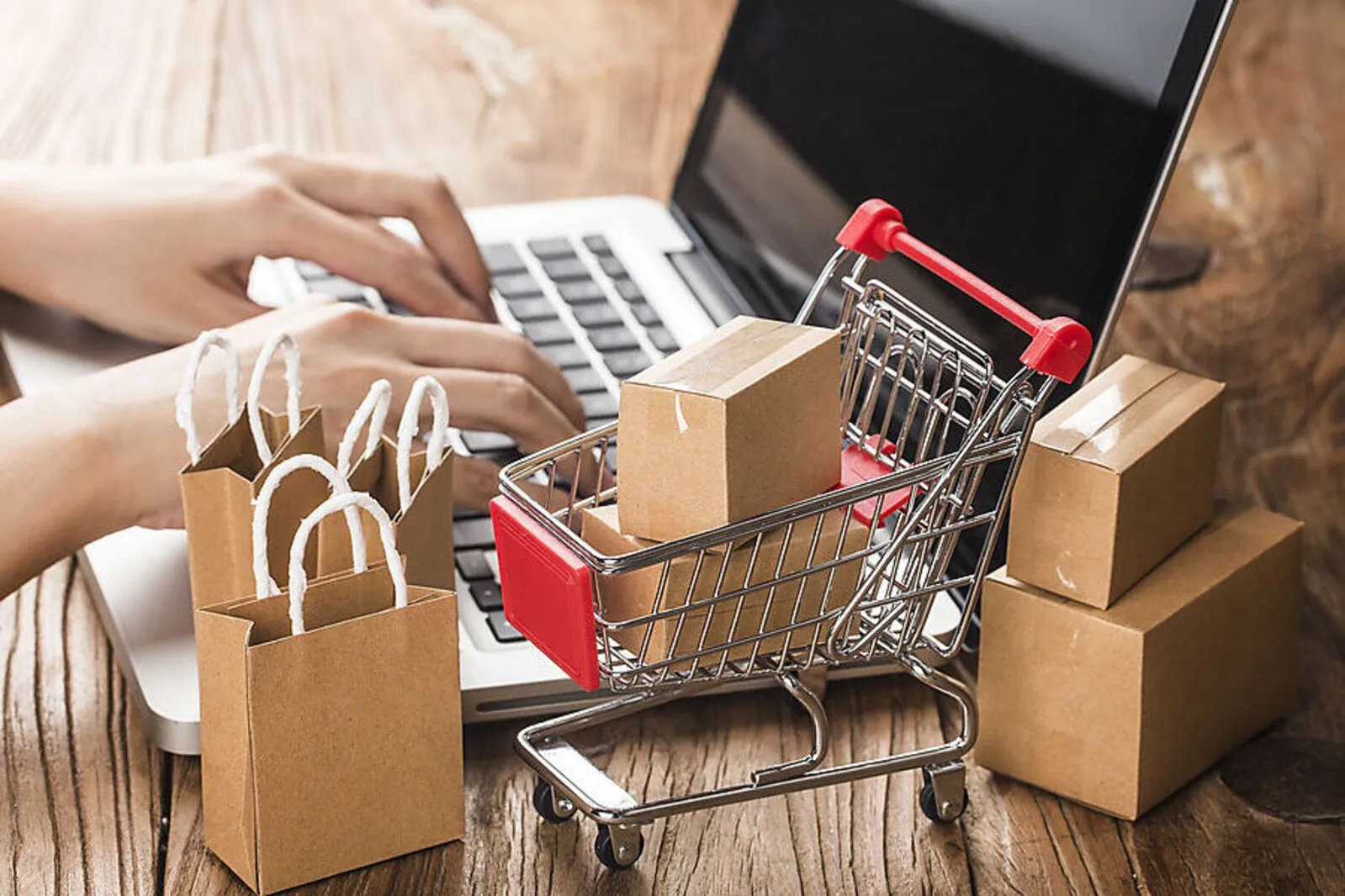 Besonders teuer kann es werden, wenn eine Rate nicht pünktlich bezahlt wird