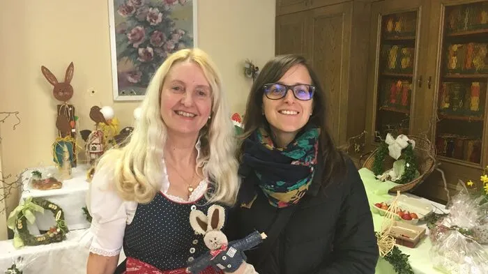 Das Team der Trachtengruppe Hüttenberg rund um Obfrau Martina Fercher hat im Gemeindesaal am Wochenende einen Ostermarkt auf die Beine gestellt.