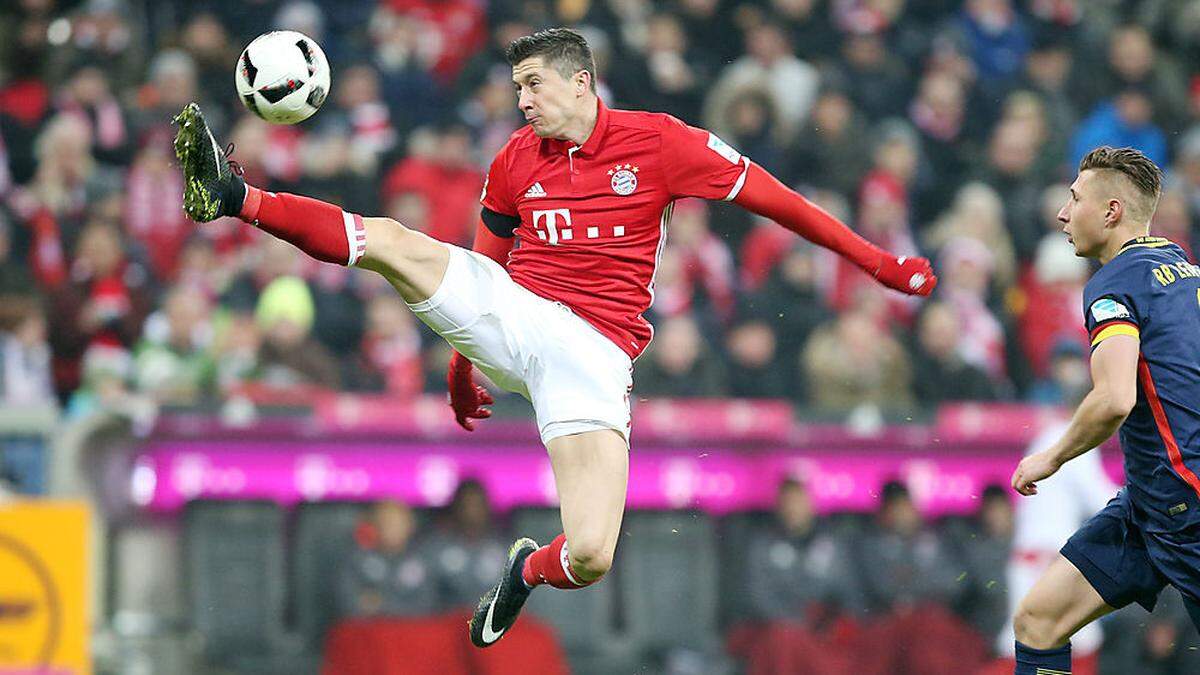 Der FC Bayern (Lewandowski) macht auch finanziell die größten Sprünge