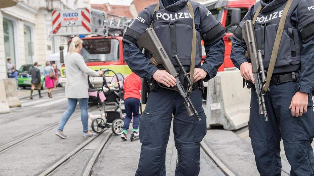 Polizeipräsenz beim Aufsteirern