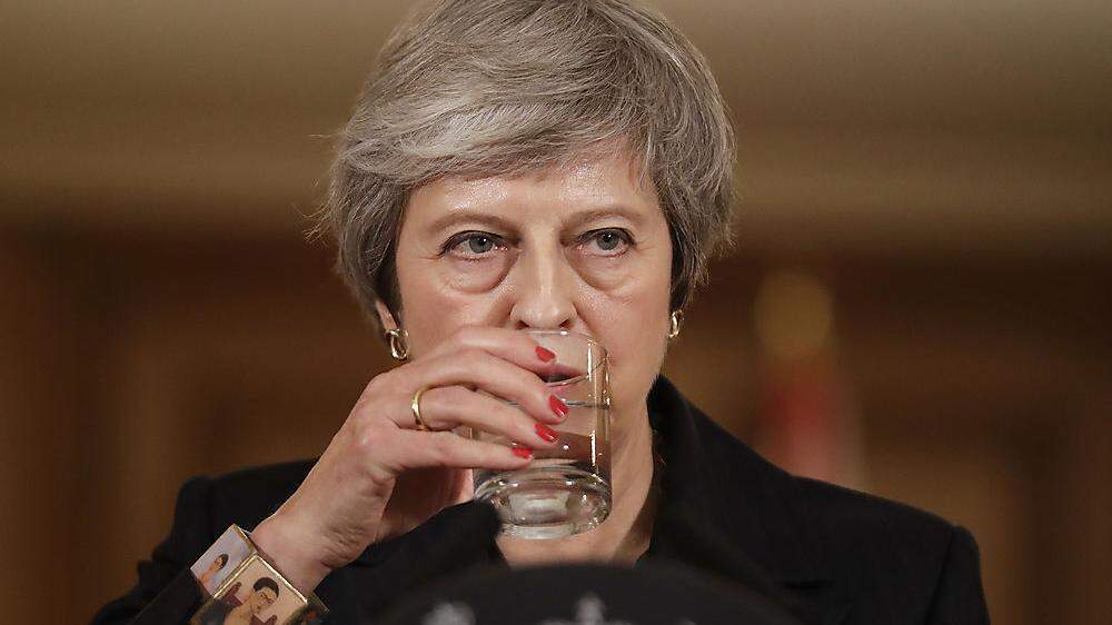 Theresa May in Bedrängnis