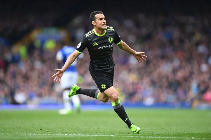 Chelsea-Spieler Pedro (Chelsea) feiert sein Tor in der Premier League gegen Everton