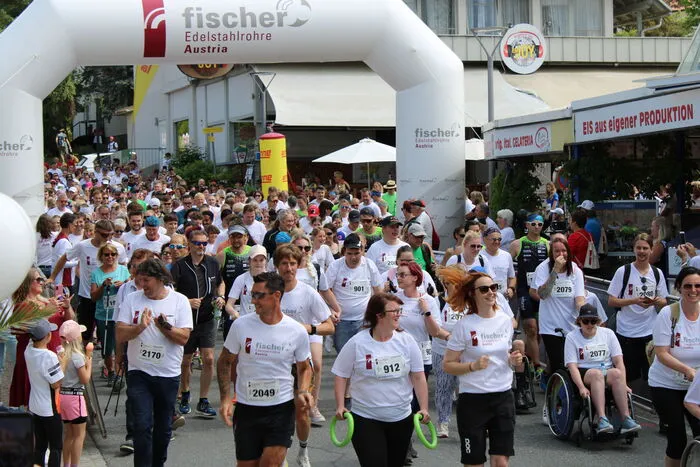 Der Herausforderung des 5. Südkärntner Lebenslaufes stellten sich mehr als 800 Teilnehmerinnen und Teilnehmer.