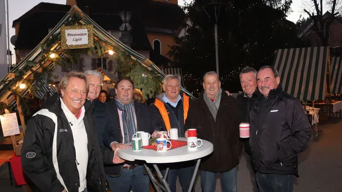 Örtliche Vereine, Musiker und Künstler sorgten beim Christkindlmarkt am Ligister Marktplatz für eine stimmungsvolle Atmosphäre.
