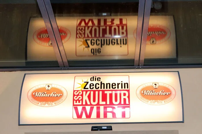 Bitte klicken Sie sich durch die Bilder!