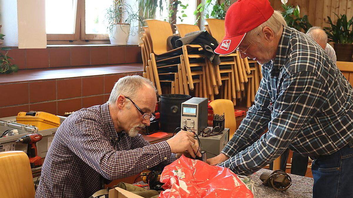 Reparieren statt wegwerfen lautet die Devise 