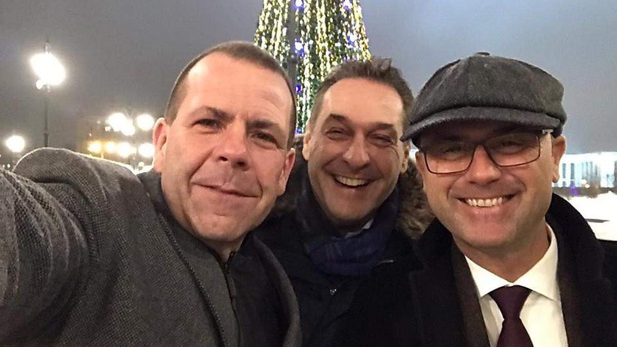 Das FPÖ Trio attackiert Journalisten