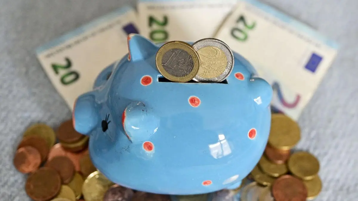 ABD0062_20191029 - WIEN - ÖSTERREICH: ++THEMENBILD++ - Illustration zum Weltspartag am 31. Oktober, aufgenommen am 29. Oktober 2019 in Wien. - FOTO: APA/HANS PUNZ