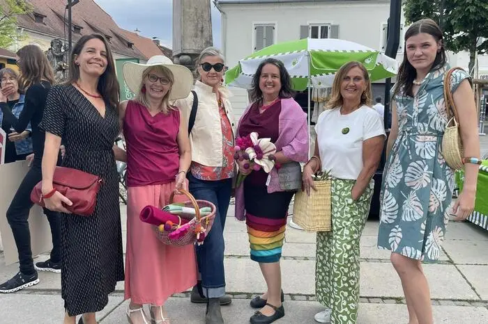 Am Hauptplatz präsentierten die Gleisdorfer Betriebe im Rahmen einer Modenschau Schmankerln aus ihrer Frühjahrskollektion.