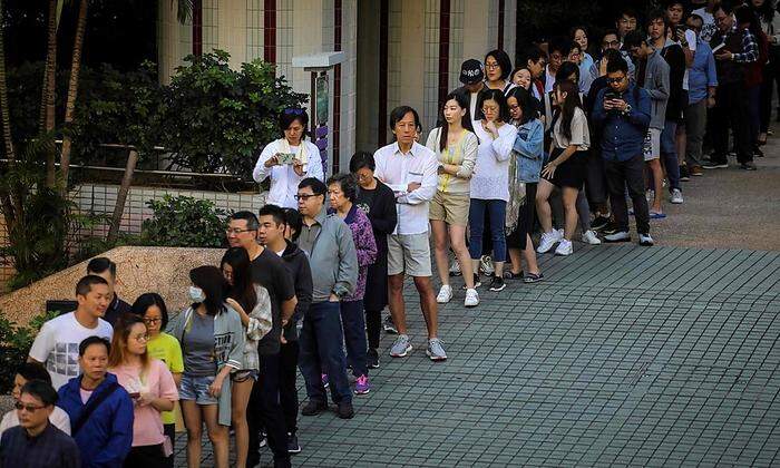 Bei der Wahl in Hongkong braucht es viel Geduld 