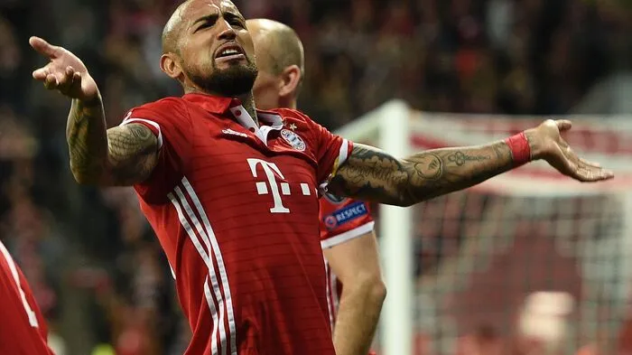 Arturo Vidal erzielte das 1:0 für die Bayern, verschoss danach aber einen Elfmeter