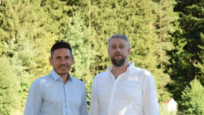 Die Männer hinter der Plattform „www.trag-ein.com“: Jörg Anhofer (links) und Arnold Deutsch