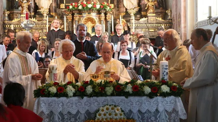 Josef Indrist (Dritter von links) hatte sein Fest
