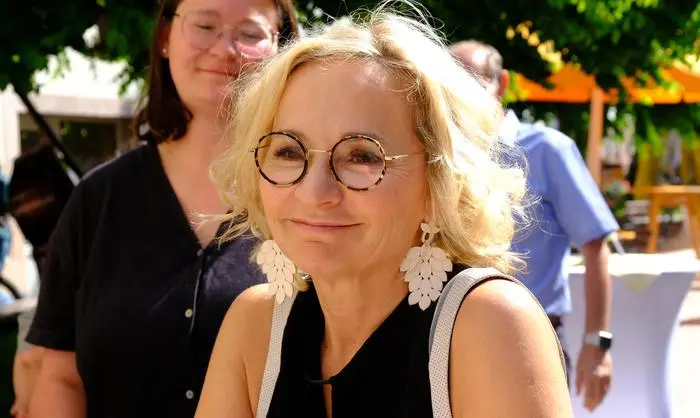 Für Bürgermeisterin Elisabeth Blanik ist der Stadtmarkt inzwischen zum sozialen Treffpunkt im Herzen der Stadt geworden