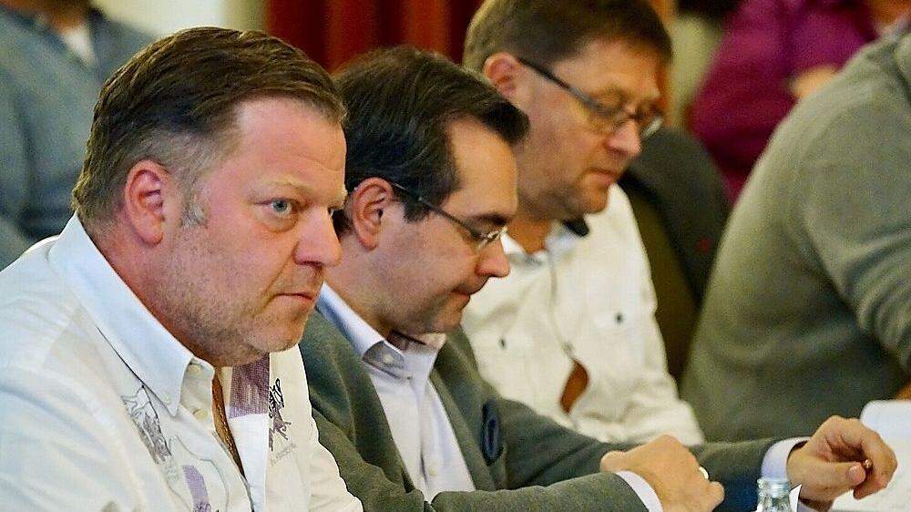Gemeinderat Klaus Sommeregger (ganz links) wurde von der Fraktion der ÖVP ausgeschlossen. Er bleibt aber Parteimitglied und Gemeinderat