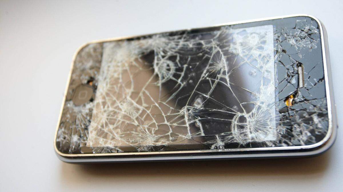 Ein zerstörtes Handy wurde einer 14-jährigen Südsteirerin zum Verhängnis (Sujet)