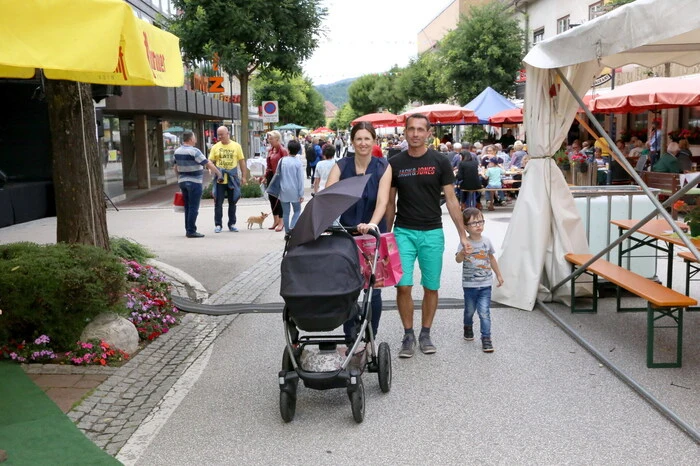 Auch heuer wurden die beiden Einkaufsstraßen zu Fußgängerzonen umfunktioniert. 