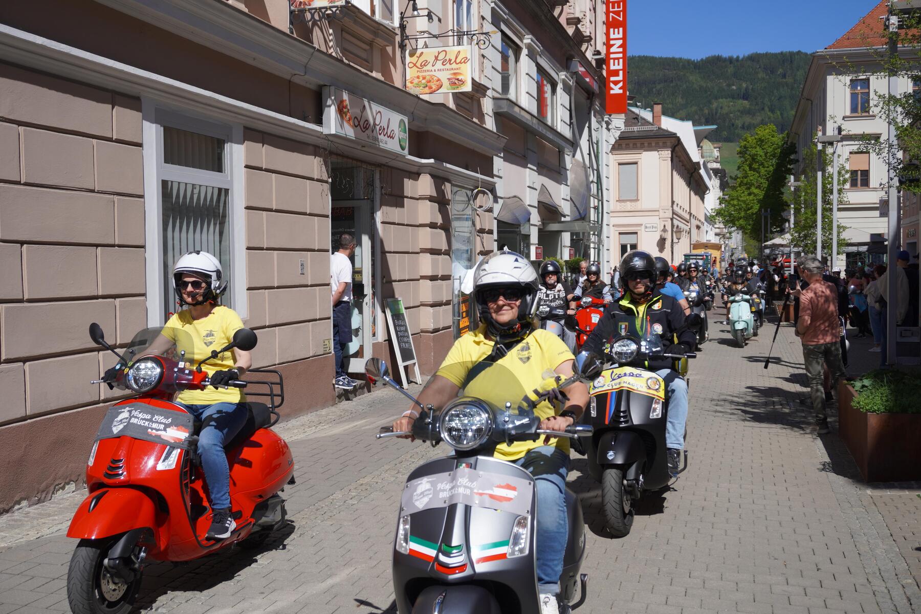Gemeinsam auf Achse: Dritte Auflage von „Vespa trifft Traktor“ in Leoben