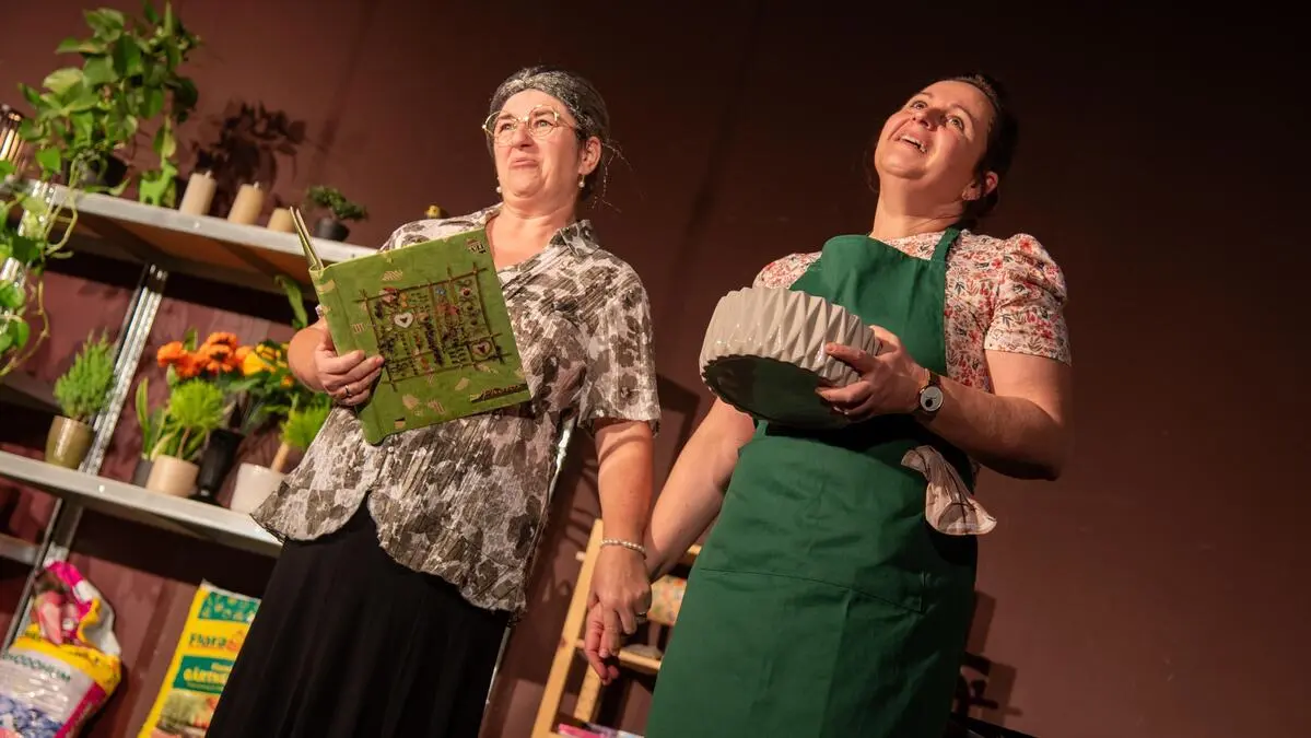 Die Mitglieder der Komödienbühne Gosdorf proben fleißig