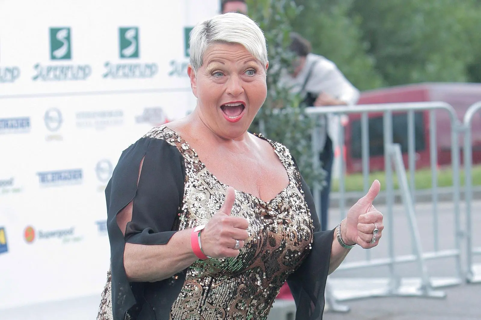 KR%C3%84NK%20DI%20NET%20SCHLAGERS%C3%84N