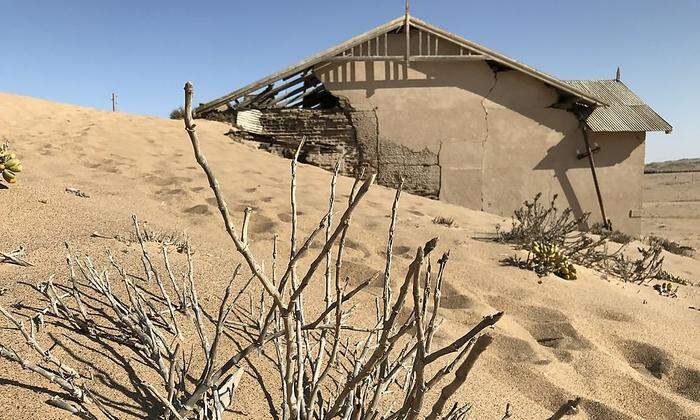Geisterstadt nahe der Diamant-Mine: Die Wüste erobert Zentimeter um Zentimeter zurück