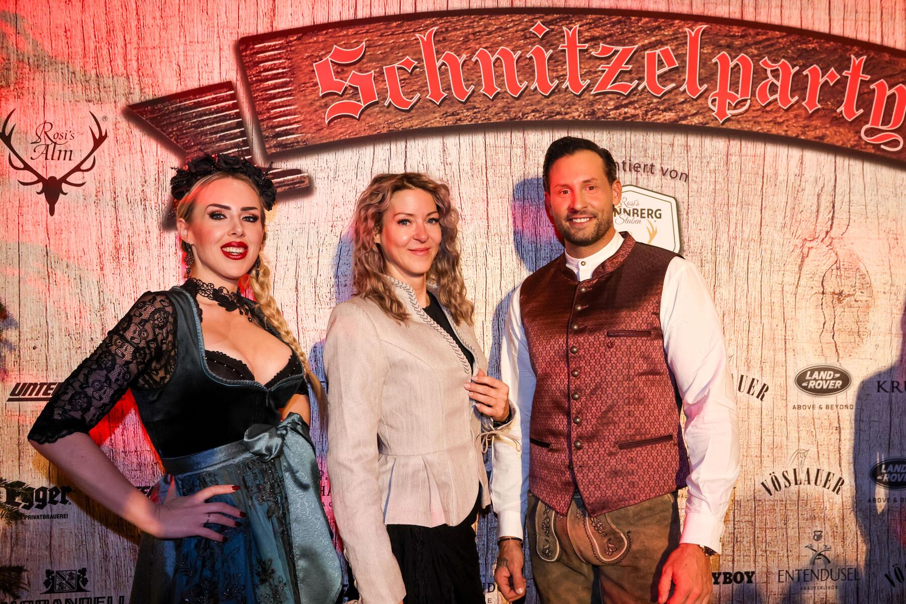 Auf ATV: 15.000 Euro für Simone Lugner als „Almresi“