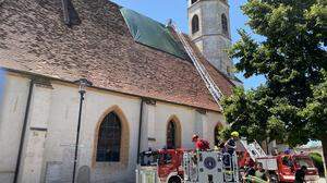 Die Pfarrkirche Heiliger Johannes der Täufer in Bad Radkersburg hat große Löcher im Dach