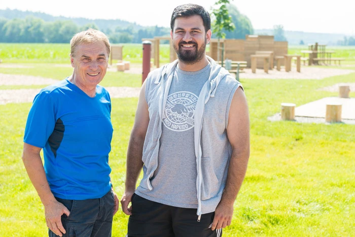 Projektinitiator Florian Mayer und Projektleiter Omid Redjaian.