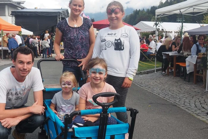 Bitte klicken Sie sich durch die Bilder . . .