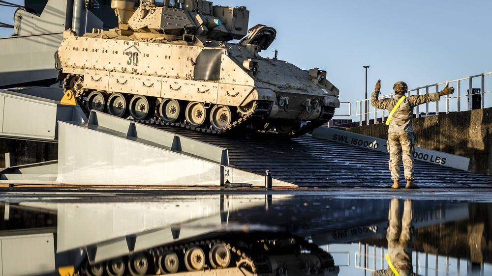 Die Lieferung moderner Kampfpanzer stellt die Ukraine auch vor große logistische Herausforderungen. 