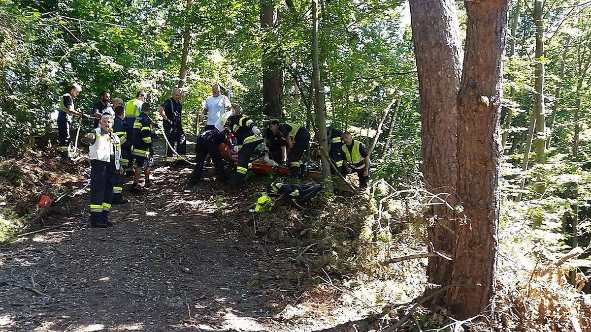 Die Feuerwehr barg den Mann