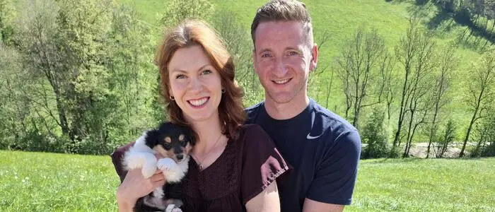 Bevor Töchterchen Rosalie geboren wurde, hatten Christina und Manuel von „Bauer sucht Frau“ schon Welpen-Nachwuchs.