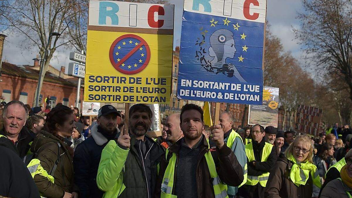 FRANCE-POLITICS-SOCIAL-DEMO