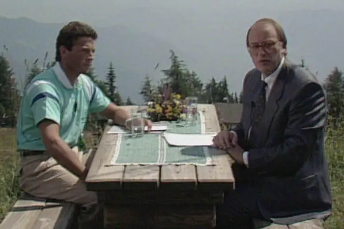 Ein Sommergespräch sieben Jahre später, 1988, blieb ebenso in Erinnerung: Johannes Fischer traf Jörg Haider auf einer Alm in Kärnten. Und entlockte dem aufstrebenden FPÖ-Chef den Sager von der österreichischen Nation als "ideologische Missgeburt".