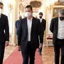 Bundeskanzler Sebastian Kurz (ÖVP) und Gesundheitsminister Wolfgang Mückstein (Grüne) appellieren an Jüngere, sich impfen zu lassen