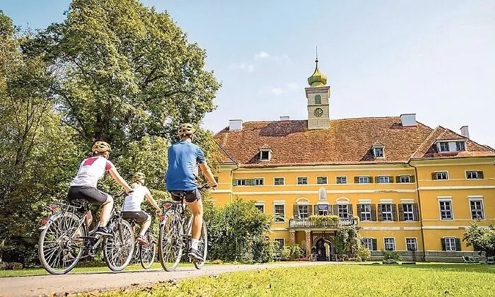 Ob beim Picknick oder auf einer Radtour: Hier genießt man naturverbunden