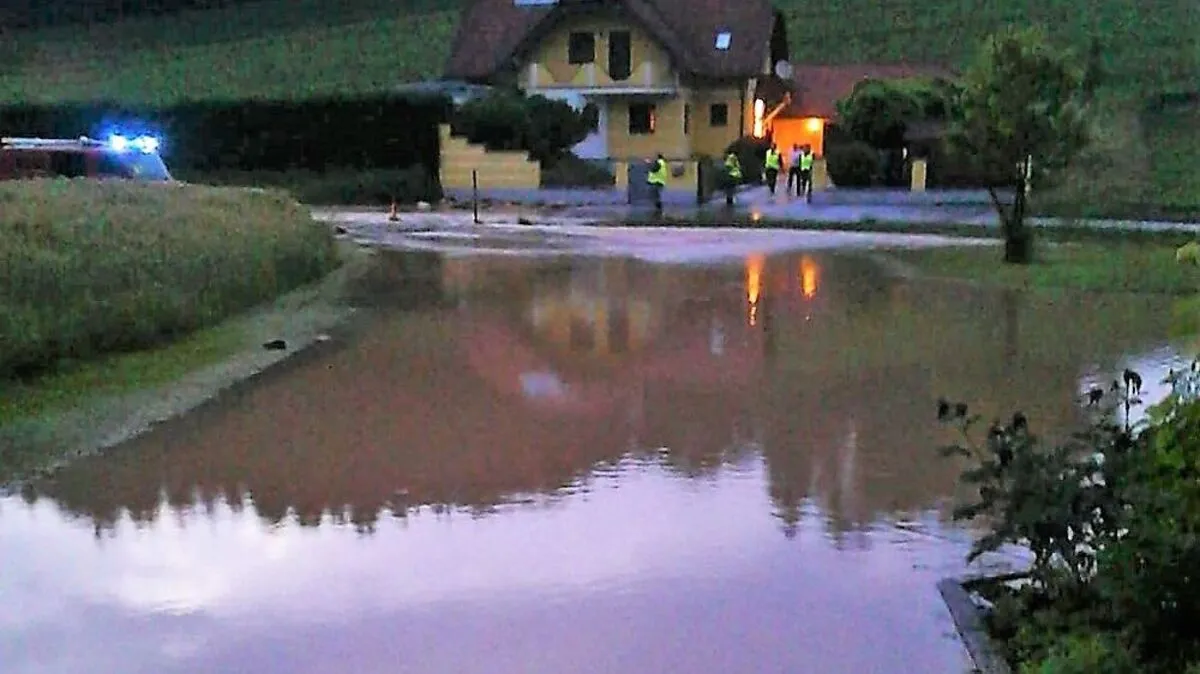 Wieder wurden Straßen überflutet