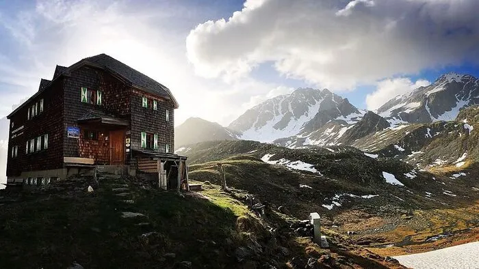 Seit einer Woche geöffnet ist die Hochschoberhütte im Nationalpark Hohe Tauern